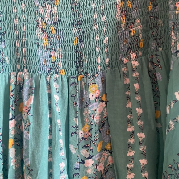 Old Navy Dress - Picture 4 of 6